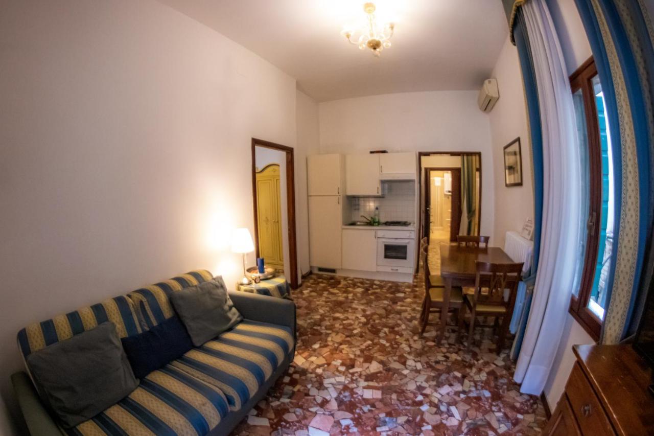 Zaffiro Apartment Венеція Екстер'єр фото